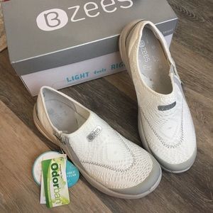 bzees naturalizer women's lifetime